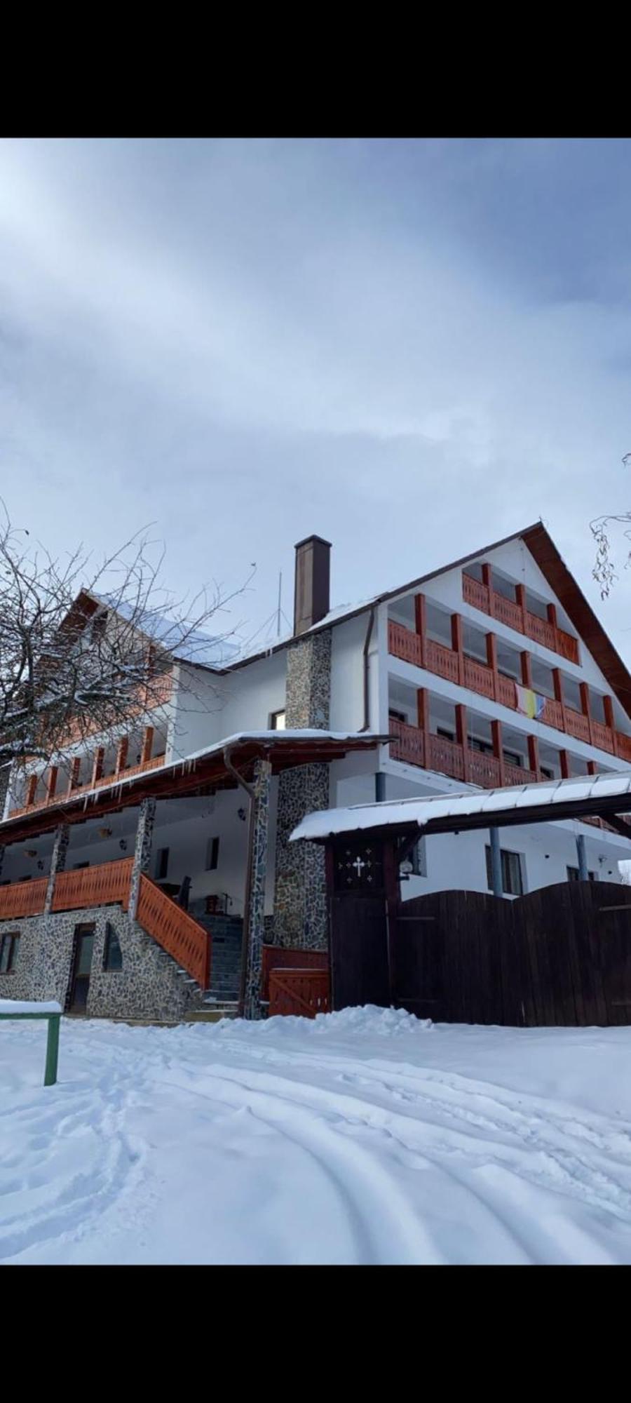 Casa De Vacanta Perla Colibitei Colibiţa Buitenkant foto